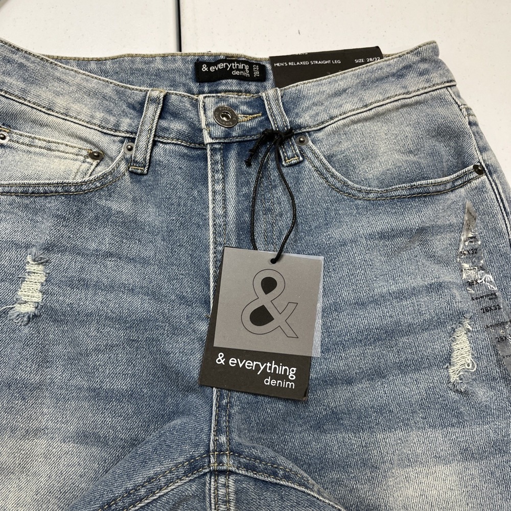& Everything Denim Jeans Relaxed Straight Leg Size 28/32 Distressed Light Wash - Picture 14 of 16